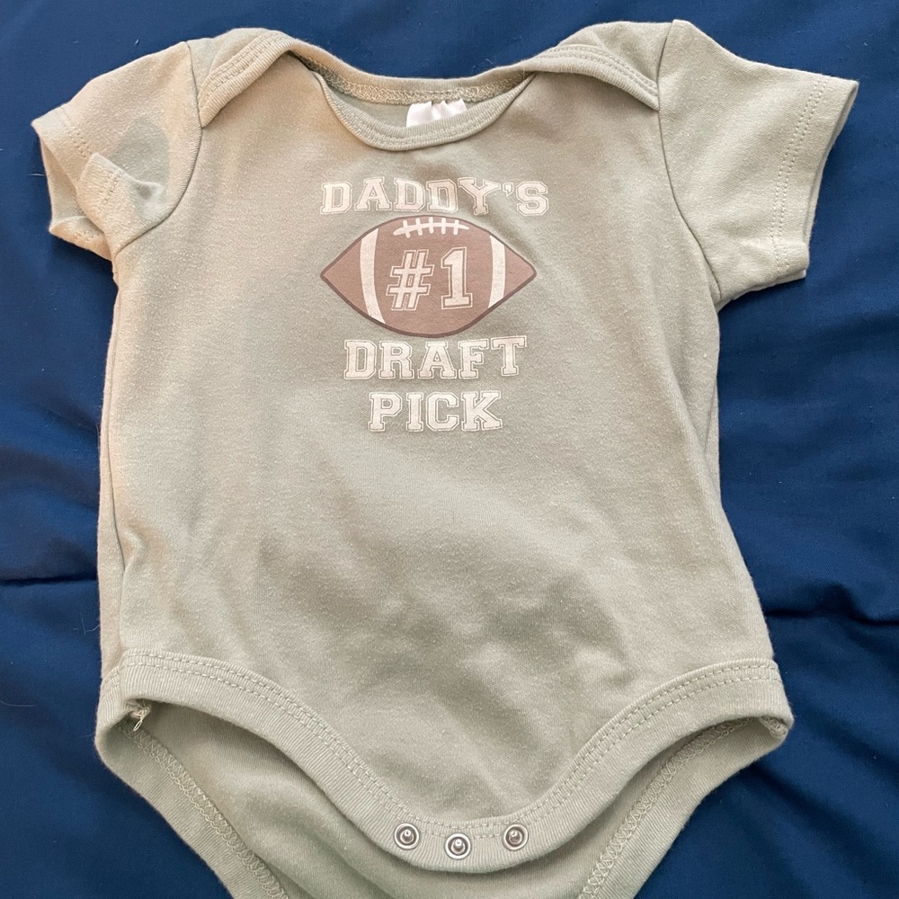 Daddy's Draft Pick Baby Onesie - Green
